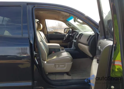 2010 Toyota Tundra Limited 5.7L V8 из США, поврежденный, VIN 5TFBW5F18AX122361